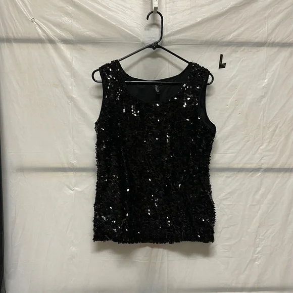 Top - Picture 1 of 4